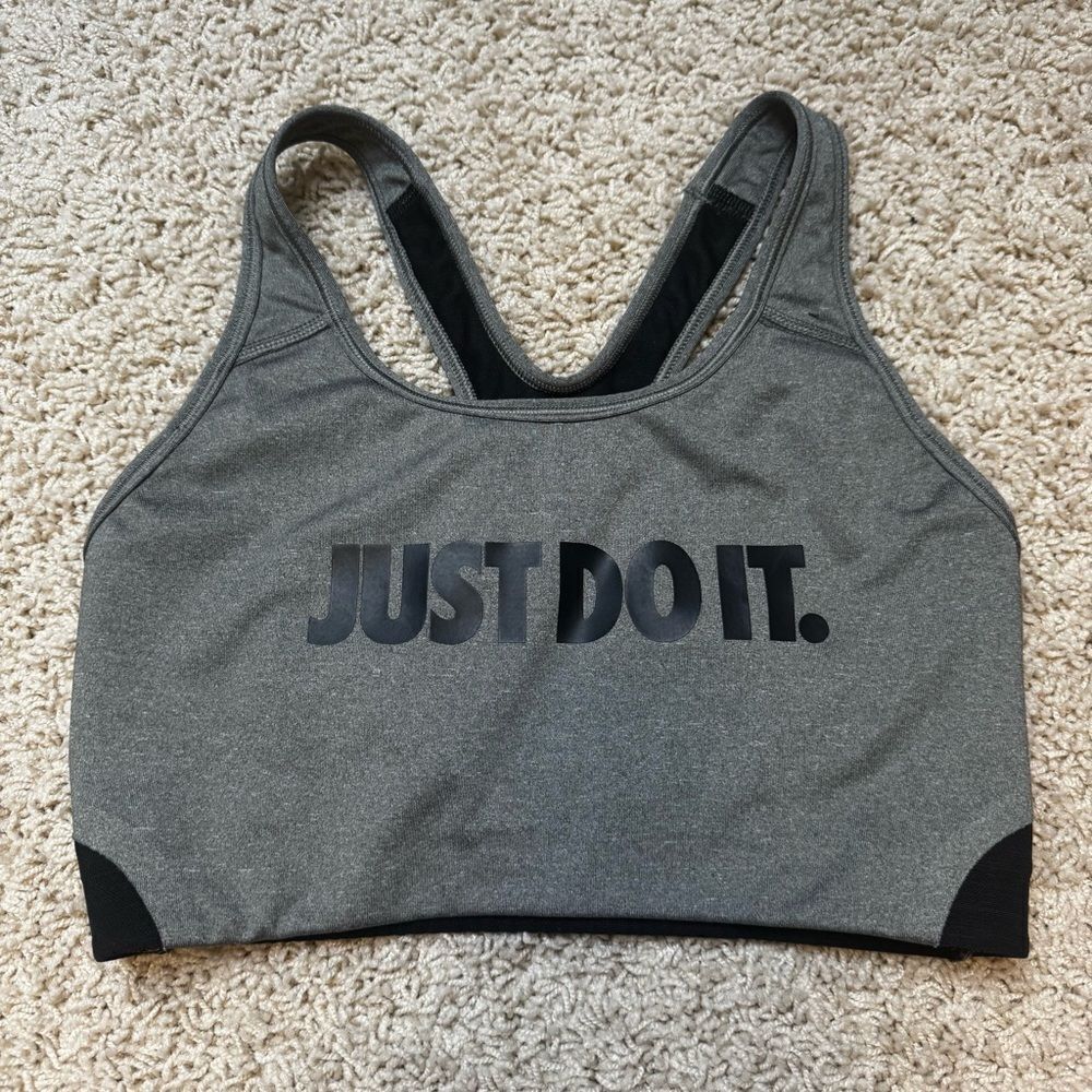 Nike pro sports bra size medium grey black logo